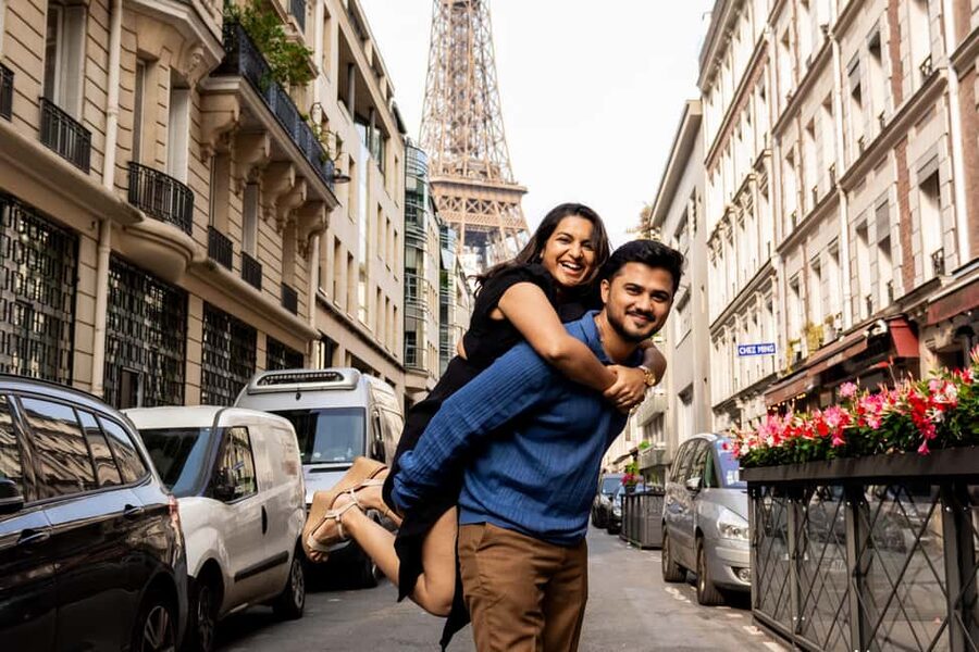 Paris: Private Photo Shoot in Two Locations - Starting near Pont d’Iéna: setting the tone fast