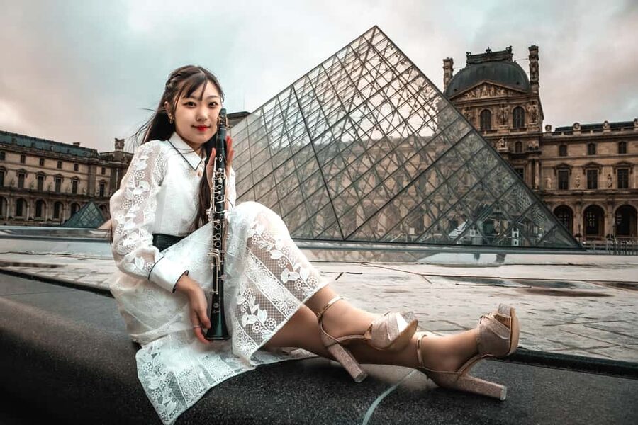 Paris: Private Photoshoot near any chosen Landmark - Edited Photos in 24 Hours: The Part That Makes This Worth It