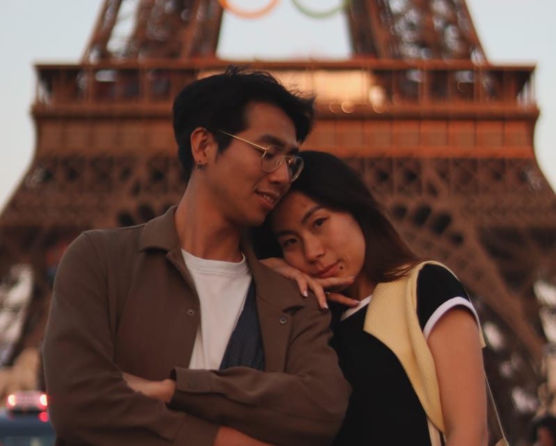 Paris: Private photoshoot with a Professional - Why a private Eiffel Tower photoshoot is worth your time