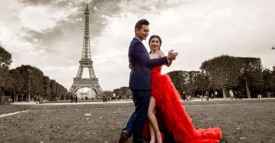 Paris: Private Professional Photo Shoot - Key Points at a Glance