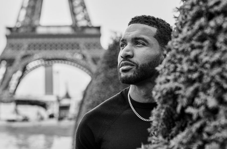 Paris: Private VIP Photoshoot with Experienced Photographer - Choosing Your Paris Backdrops: Eiffel Tower Views and Seine-Style Scenes
