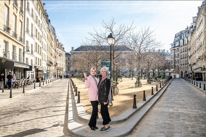 Paris Private Walking Tour with a Personal Photographer - Weather, timing, and shoes: practical tips so it feels easy