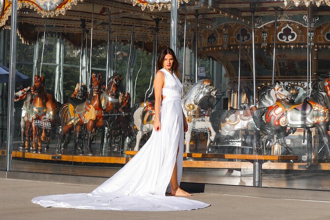 Paris: Professional Flying-Dress Photoshoot @jonadress - Photos and Video Package: What You Actually Receive