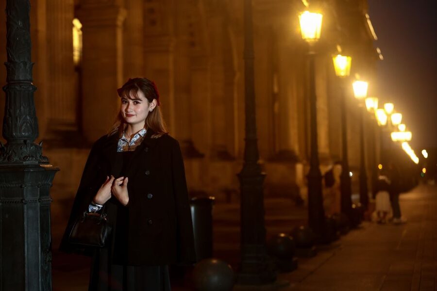 Paris: Professional Photoshoot with 300+ Photos + 1 present - What actually happens in the 1–1.5 hour shoot