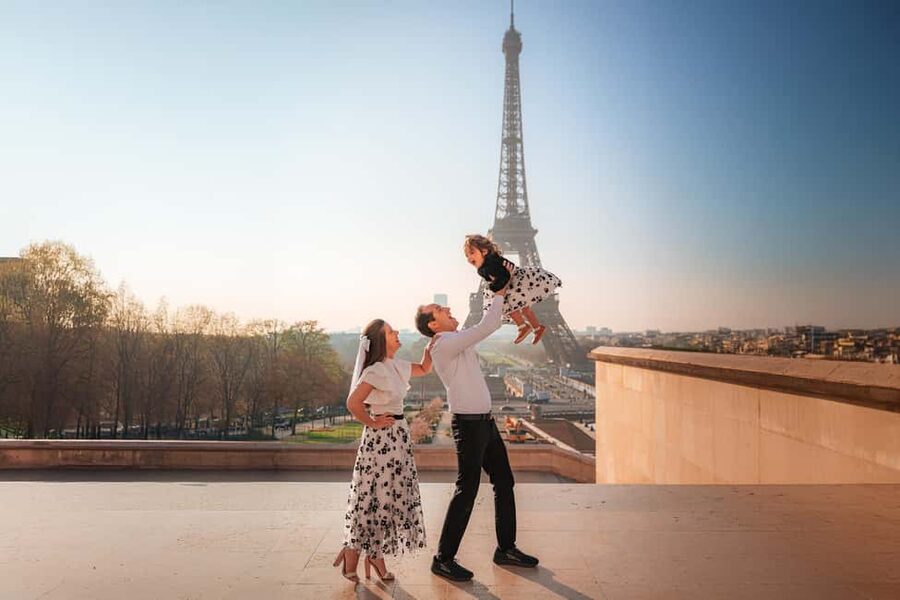 Paris: Professional Photoshoot with the Eiffel Tower - Price and Value: What $47 Covers (and What You Need to Pay Separately)