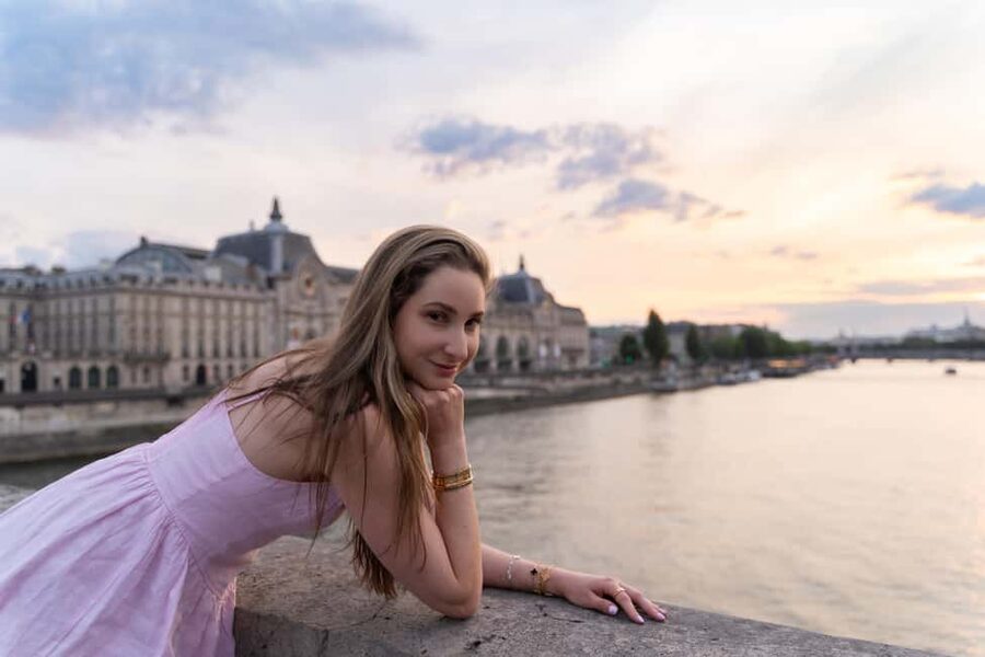 Paris:sunset photoshoot in ❤️️ of Paris- Louvre Orsay Eiffel - Why Pont Royal Makes This Sunset Shoot Feel Effortless