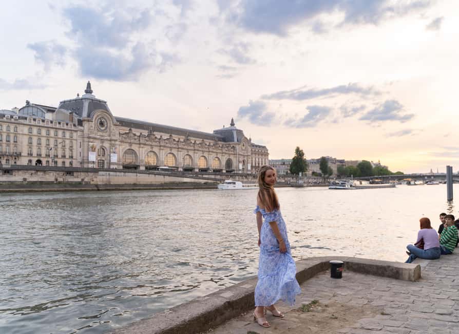 Paris:sunset photoshoot in ❤️️ of Paris- Louvre Orsay Eiffel - Upgrading to 30 Minutes: Louvre Pyramid or Jardin Tuileries