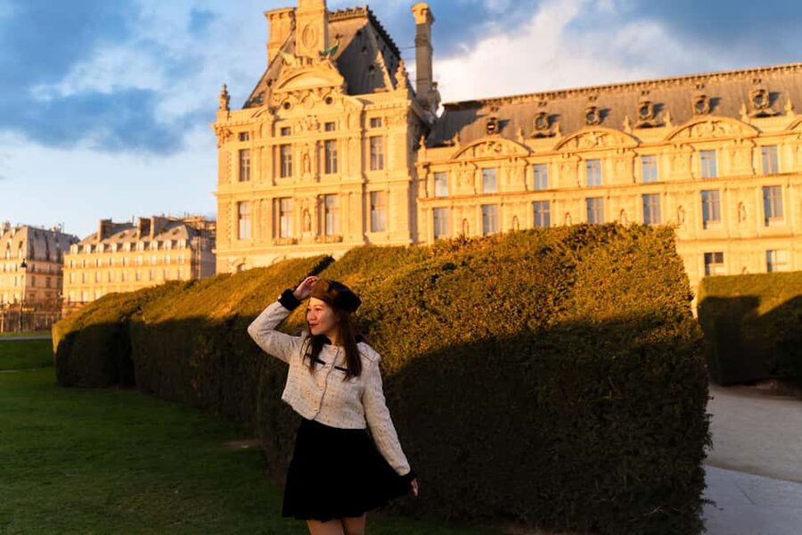 Paris:sunset photoshoot in ❤️️ of Paris- Louvre Orsay Eiffel - The 1-Hour Version: Multiple Locations Without the Chaos