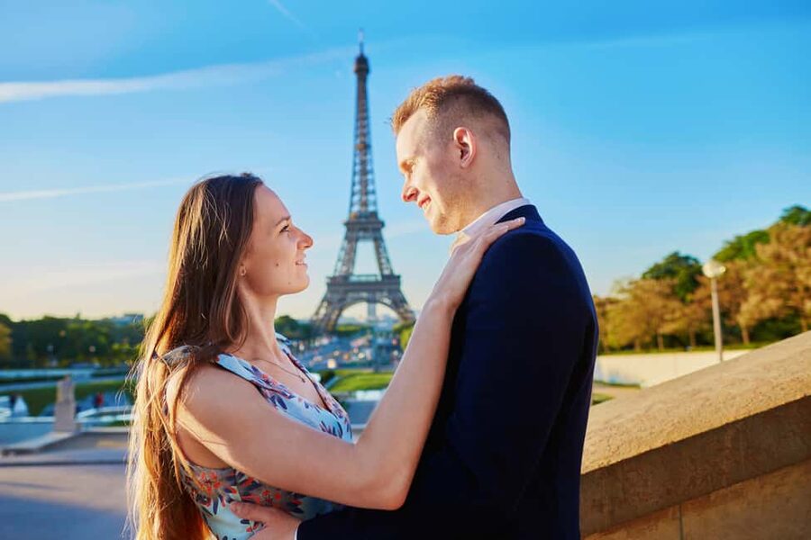 Paris: The Essentials, Private Photoshoot - A Two-Hour Private Photoshoot from Louvre Pyramids to the Eiffel Tower