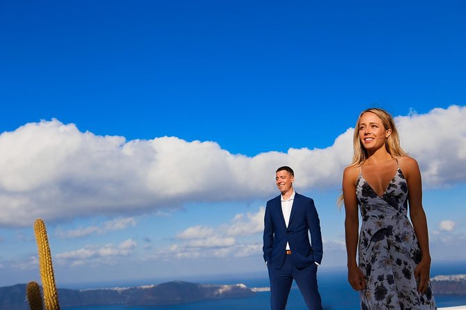 Personal Travel and Vacation Photographer Tour in Santorini - What you’ll take home: an edited digital gallery you can download