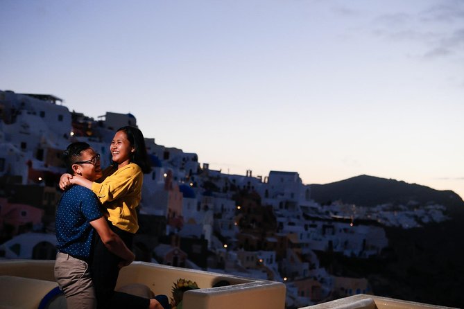 Personal Travel and Vacation Photographer Tour in Santorini - Photographer energy: patience, posing direction, and handling real weather