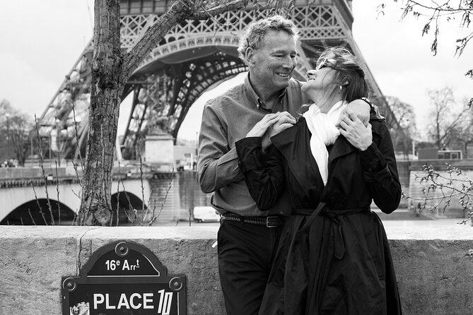 Photo Session in Paris - Photographer at the Eiffel Tower - Price and Value: Is $66.51 a Good Deal?