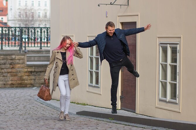 Photo Shoot for couple in Prague - Route highlights: Charles Bridge, Prague Castle, Mala Strana, and Hradcany