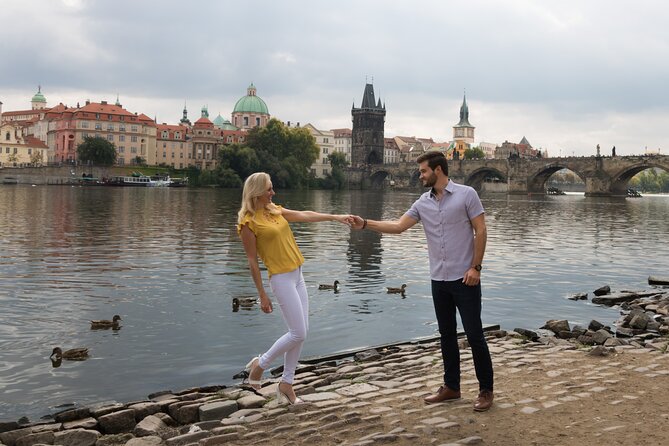 Photo Shoot for couple in Prague - Editing limits: what’s included, what costs extra (and what you should know)