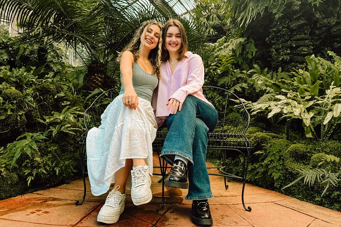 Photo Shoot in Chicago’s Urban Jungle Garden - The 40-minute flow: posing, iPhone shots, and quick wins