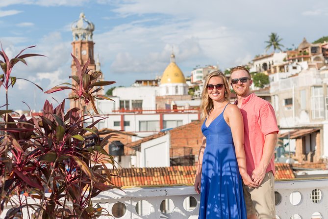 Photo Shoot in Puerto Vallarta Historic Downtown - Value for money: per group pricing and 20 final images