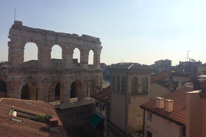 Photo Shoot in Verona: Capture Your Love Story in Pictures - A light-focused session that keeps your eyes on the moment