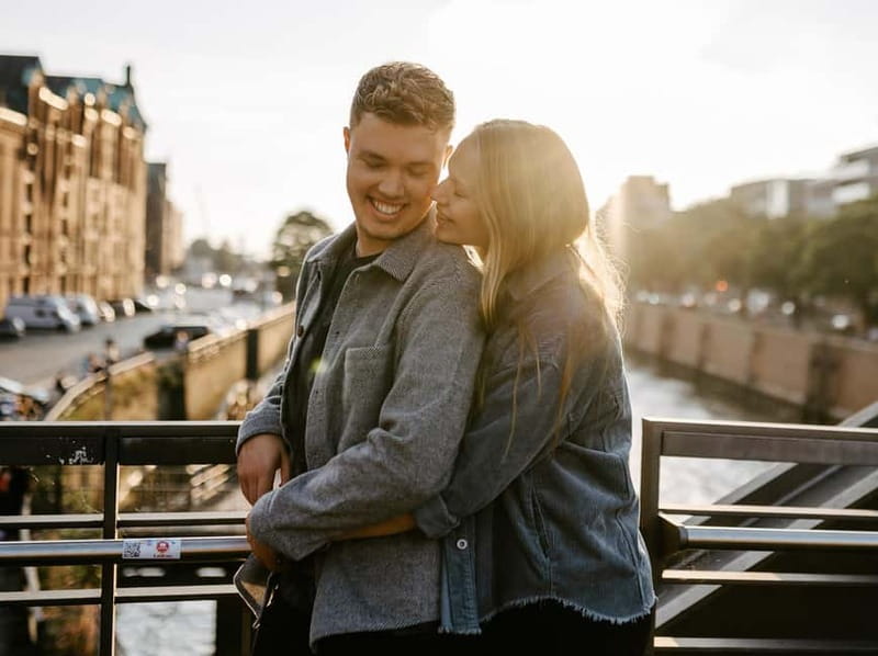 Photo shoot tour in Hamburg with professional photographer Stefanie - Key Things That Make This Hamburg Photo Shoot Work