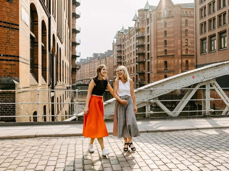 Photo shoot tour in Hamburg with professional photographer Stefanie - What You’ll Actually Get After the Tour