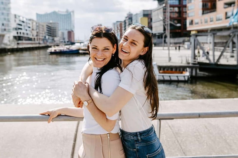Photo shoot tour in Hamburg with professional photographer Stefanie - Who This Hamburg Photo Shoot Is Best For