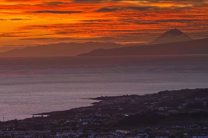 PHOTO TOUR (Full Day Private Tour- Sunrise to sunset) - Volcano-shaped scenery: why the trail focus is the point