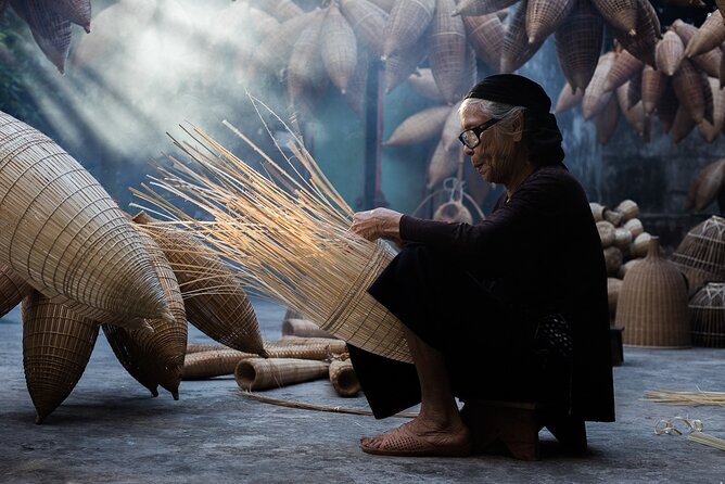 Photo Tour to Capture The Vanishing Craft of Making Fish Traps - Key things you’ll notice on this photo tour