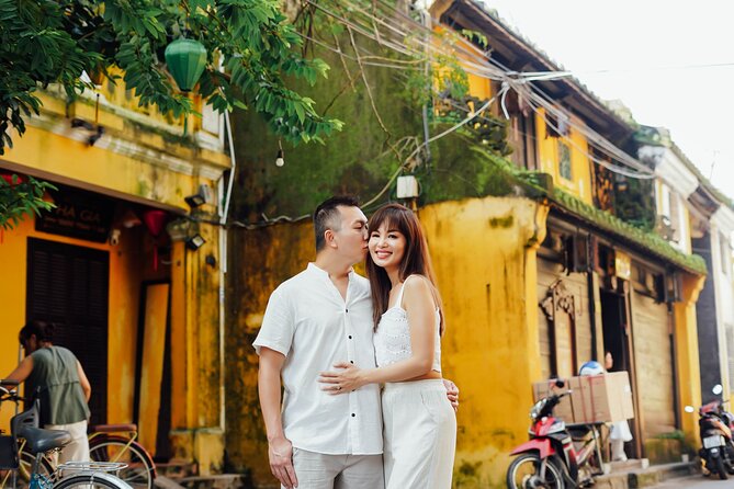 Photo tour with Hue photographer in Vietnam - Where You’ll Shoot: Resort Start, Inner City Walks, and Tràng Tiền Bridge