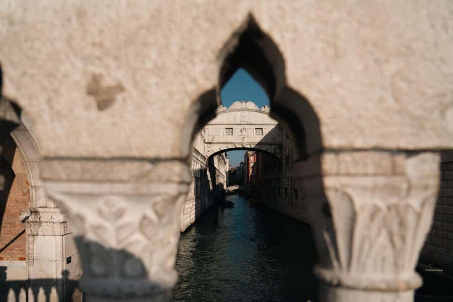 Photo workshop in Venice with a local photographer! - Food breaks that don’t ruin the momentum