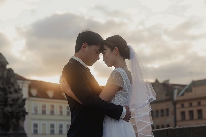 Photographer in Prague, private photoshoot - Mala Strana streets and Kampa Park: quieter Prague that still looks famous