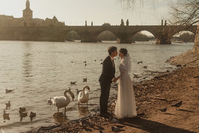 Photographer in Prague, private photoshoot - Start at Old Town Square, then Old Town Hall and the Astronomical Clock