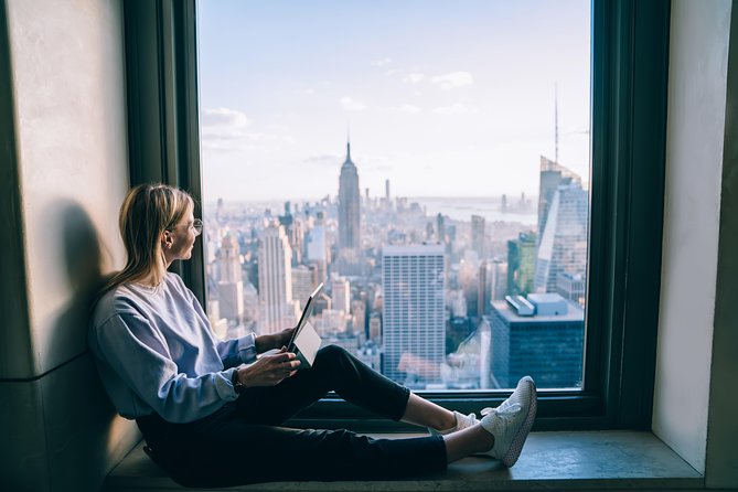 Photographer, Professional Photo shoot - New York - Where you’ll shoot: Times Square plus other New York locations