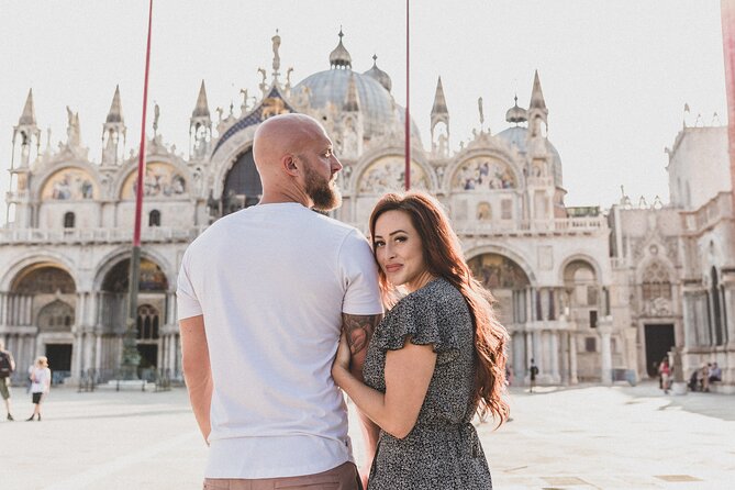 Photographer, Professional Photo shoot - Venice - Photos Delivery: What to Expect From the Online Gallery