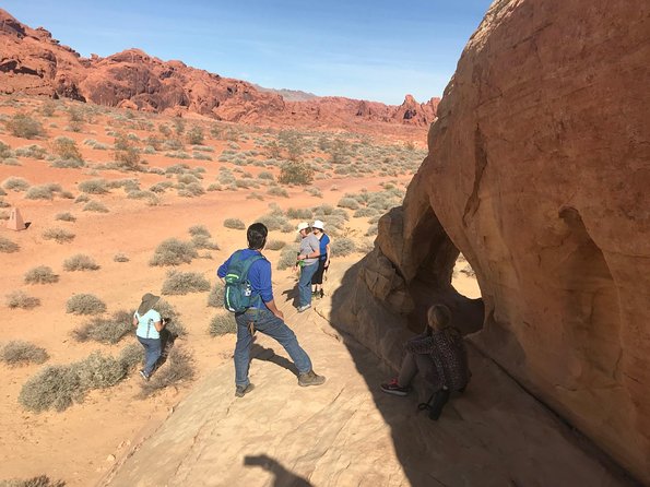 Photographer's Dream: Valley of Fire Hiking Tour - Atlatl Rock and Seven Sisters: photo stops that do the heavy lifting