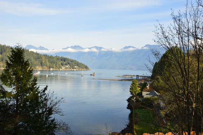 Photography, Hiking & Ferry to Bowen Island - What to bring (so you’re comfortable and ready to shoot)