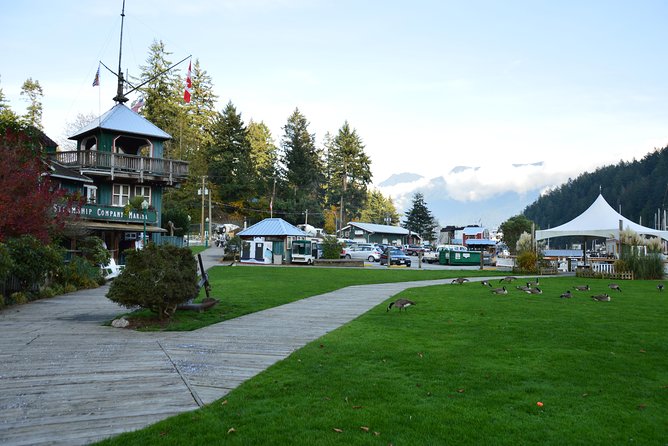 Photography, Hiking & Ferry to Bowen Island - Who should book this tour, and who might not love it