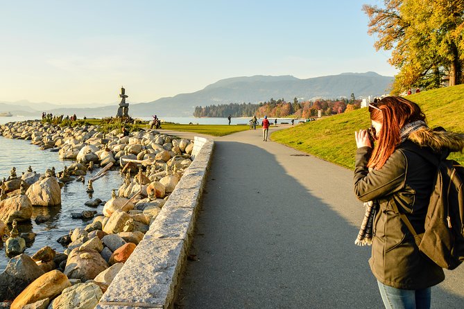 Photography & Hiking in Nature - Gastown at night and English Bay sunset: timing for light and glow