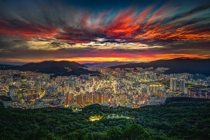 [Photography Tour] Busan Night Tour (Max. 7 Pax) - The Pace, Private Transport, and Why Max 7 Pax Matters