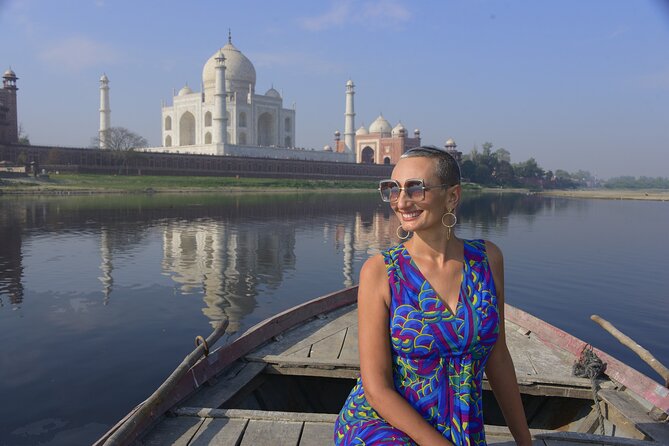 Photography Tour of Taj Mahal - The 30 Photos Package: What You Get and How Not to Overspend
