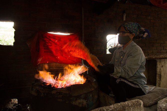 Photography Tour to Tho Ha - The rice paper making village - Stop: Tho Ha village and rice paper scenes you can build your shot around