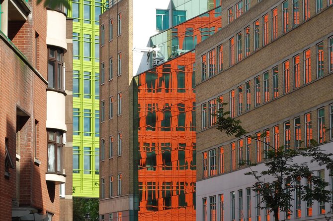 Photography Tour walking the back streets of London's West End (3 hours) - Why this West End photography walk works in real life