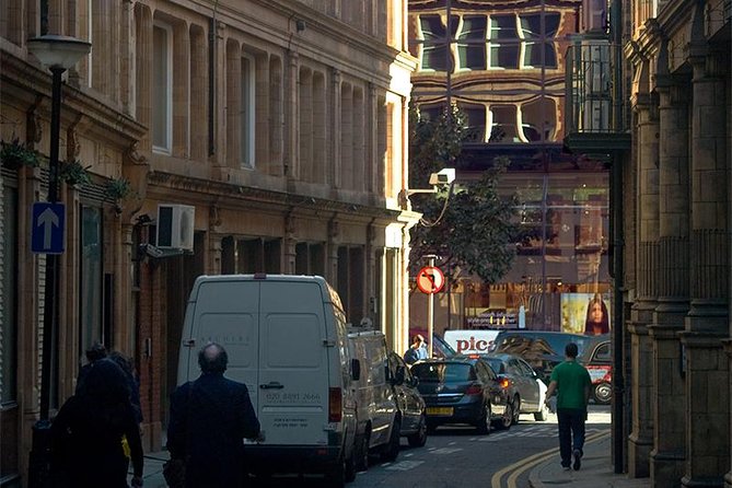 Photography Tour walking the back streets of London's West End (3 hours) - Group size, pace, and who this suits best