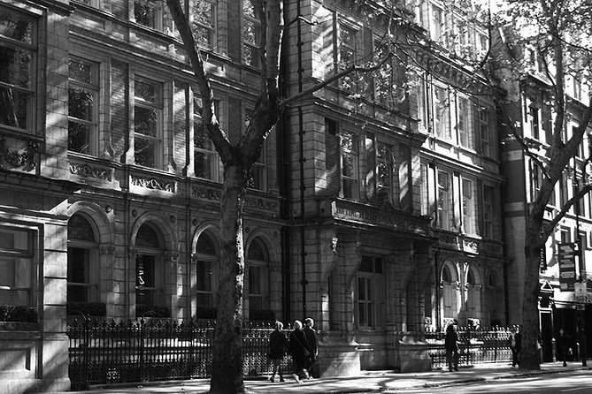 Photography Tour walking the back streets of London's West End (3 hours) - Meeting spot and timing: start strong at Charing Cross Road