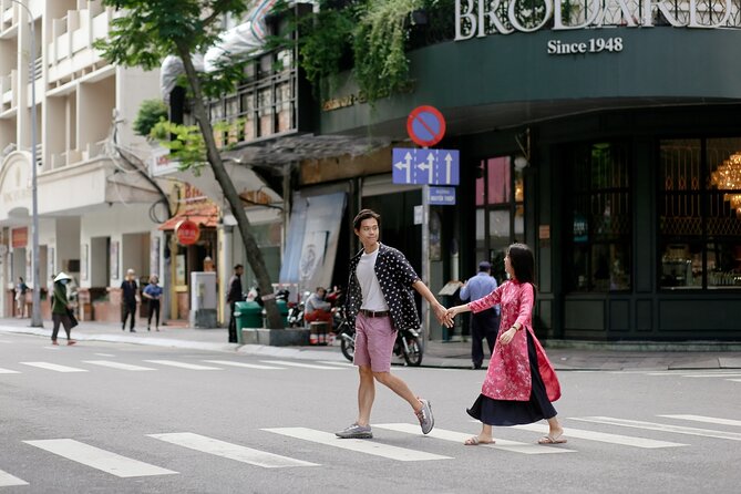 Photography Tour with Professional Photographer in Ho Chi Minh - How the Professional Photographer Gets You Natural Shots