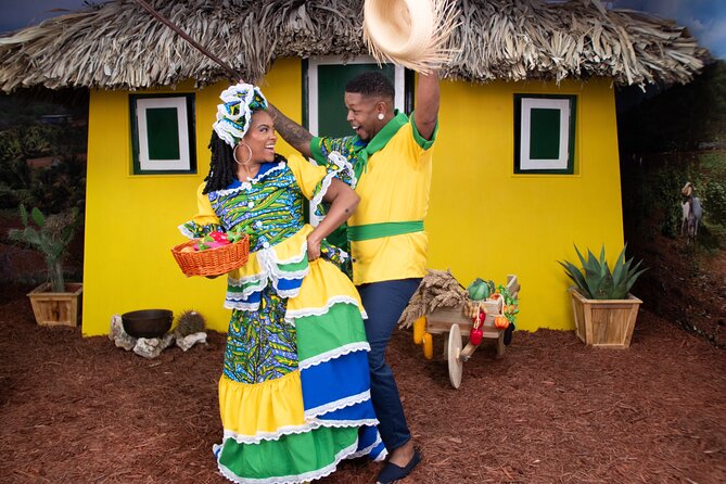 Photoshoot Activity with Traditional Curacao Attire - Reviewing images and choosing what you keep