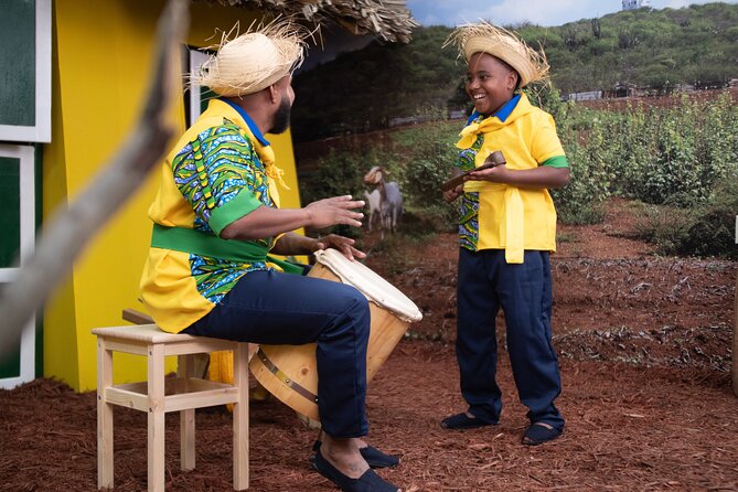 Photoshoot Activity with Traditional Curacao Attire - The Landish shop experience: souvenirs plus snacks