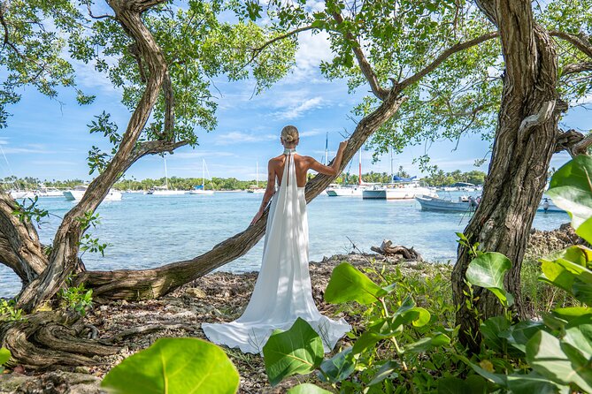 PHOTOSHOOT Bayahibe - Stop 2: Bayahibe Letters (A Fun Landmark You’ll Actually Use)