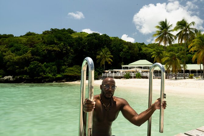 Photoshoot + Drone on a Caribbean paradise beach or day tour - Getting the best light on Grande-Terre Island