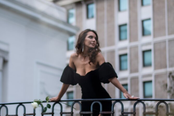 Photoshoot in Madrid - Opera stop: classic Madrid energy and strong photo angles