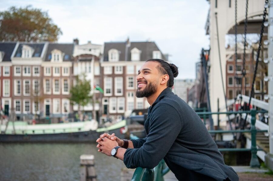 Photoshoot in or around Amsterdam - The consultation: the small step that makes photos look effortless