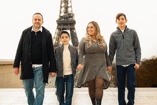 Photoshoot in Paris - Eiffel Tower - Editing Rules and No-Drama Turnaround (What’s Included, What’s Not)